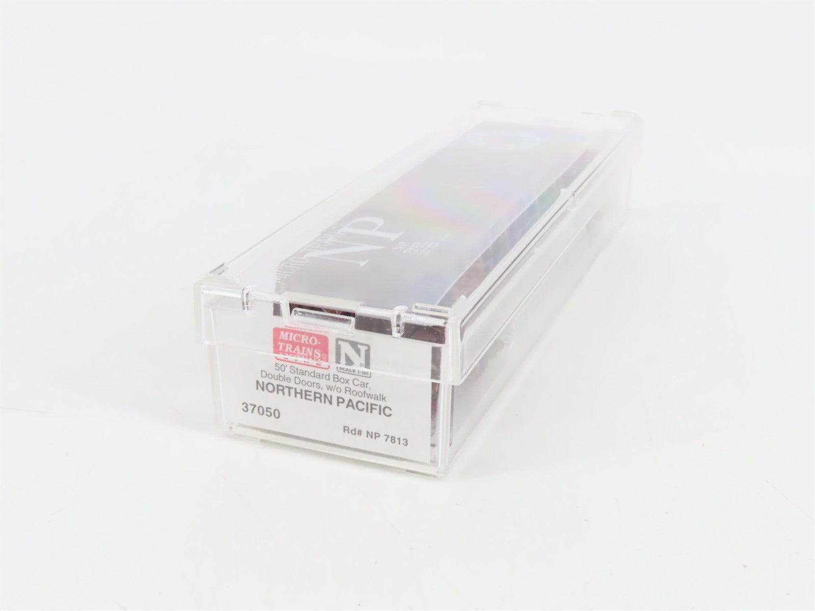 N Scale Micro-Trains 37050 NP Northern Pacific 50' Box Car 7813 RTR