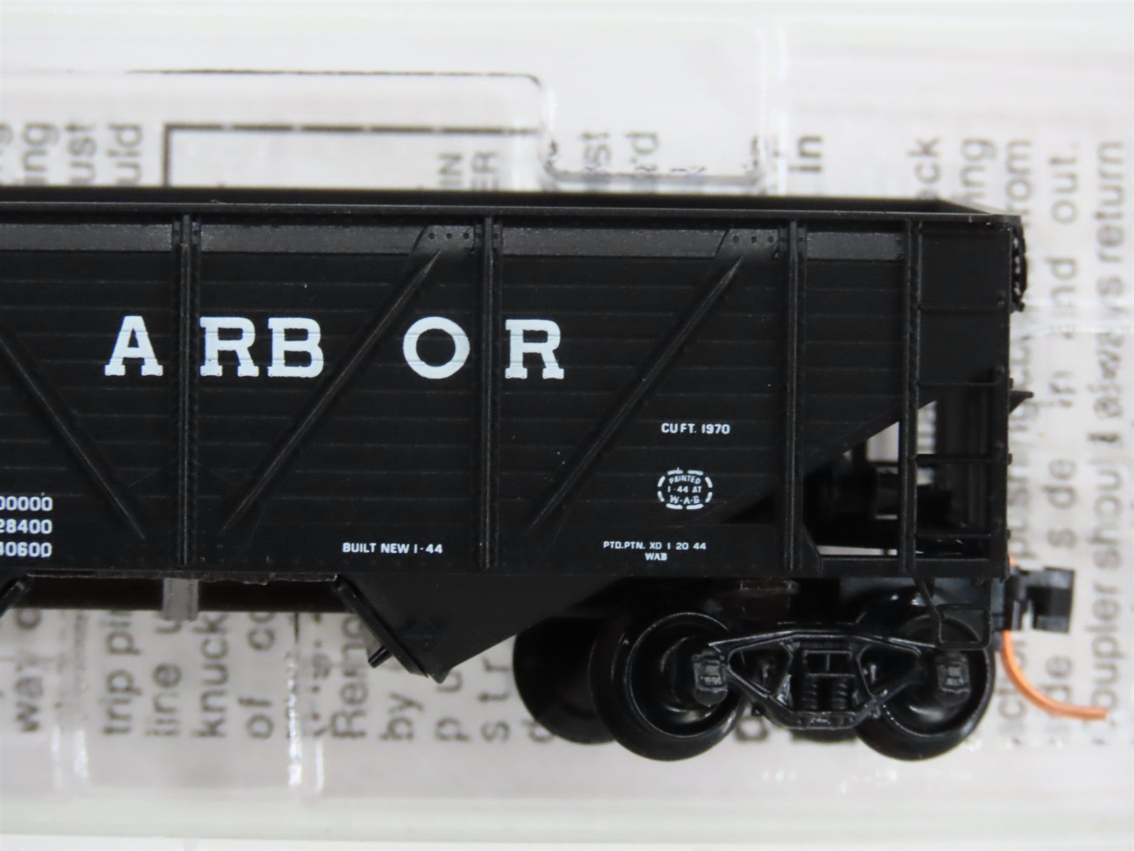 N Scale Micro-Trains 57120 AA Ann Arbor 33' 2-Bay Hopper 30920 RTR
