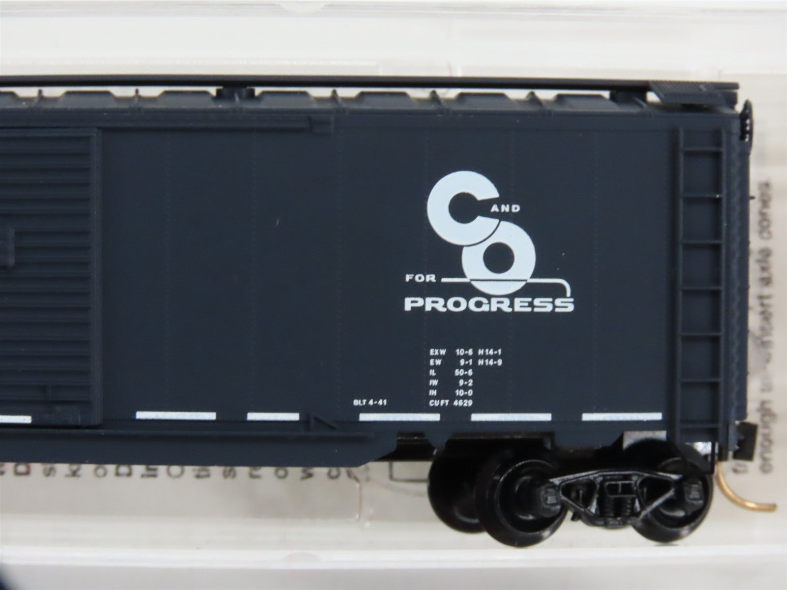 N Scale Micro-Trains 78070 C&O Chesapeake & Ohio 50' Auto Box Car 272189 RTR