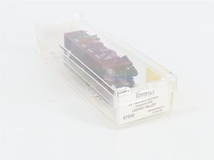 N Scale Micro-Trains 57030 LV Lehigh Valley 33' 2-Bay Composite Side Hopper RTR