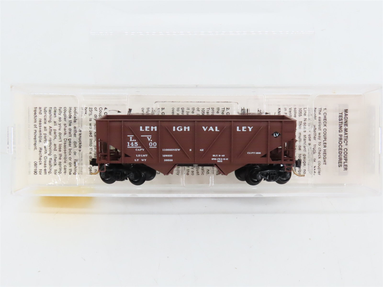 N Scale Micro-Trains 57030 LV Lehigh Valley 33' 2-Bay Hopper 14500 RTR