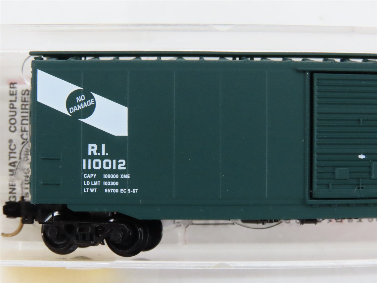 N Scale Micro-Trains 31300 RI Rock Island 50' 50' Standard Box Car 110012 RTR