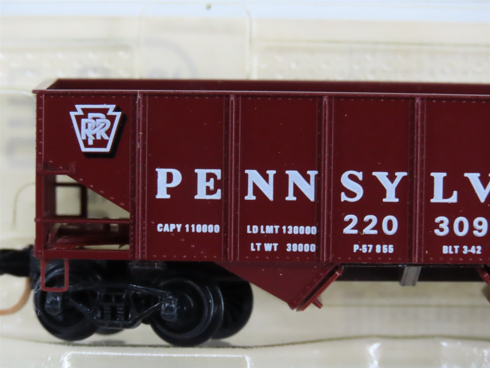 N Scale BLW/Kadee Special Run BLW-52 PRR Pennsylvania 2-Bay Open Hopper #220309