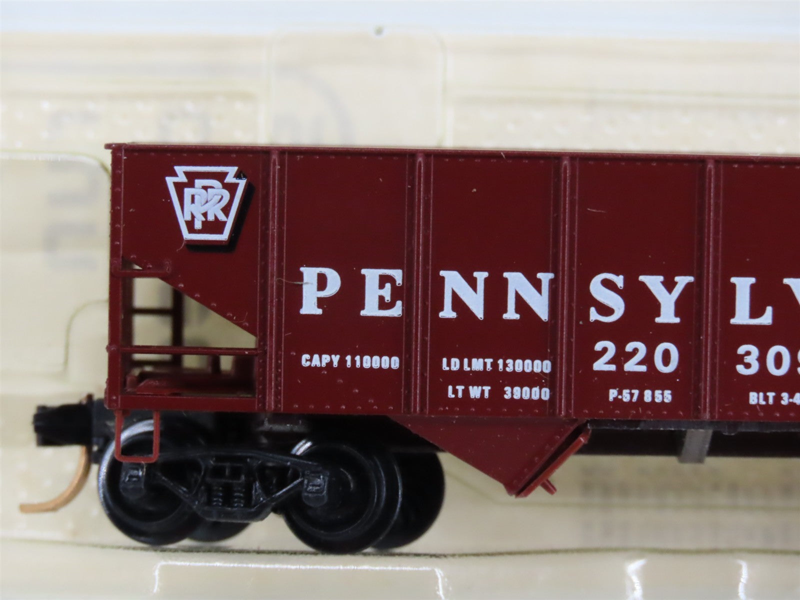 N Scale BLW/Kadee Special Run BLW-52 PRR Pennsylvania 2-Bay Open Hopper #220309