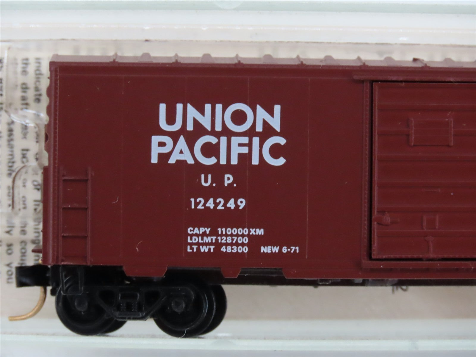 N Scale Micro-Trains UP Union Pacific 40' Box Car 124249 RTR