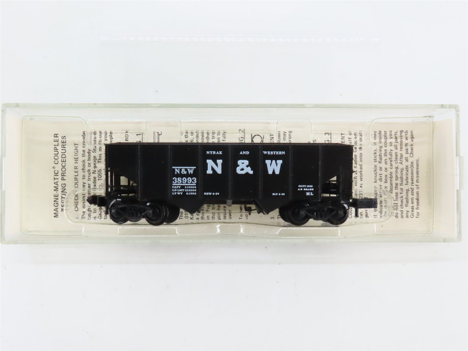 N Scale Micro-Trains N&W Norfolk & Western 2-Bay Hopper 38993 RTR