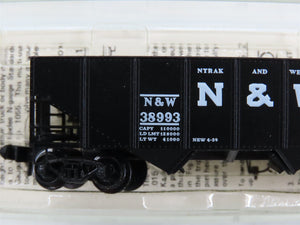 N Scale Micro-Trains N&W Norfolk & Western 2-Bay Hopper 38993 RTR