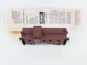N Scale Micro-Trains 51050 NP Northern Pacific 34' Wood Sheathed Caboose RTR