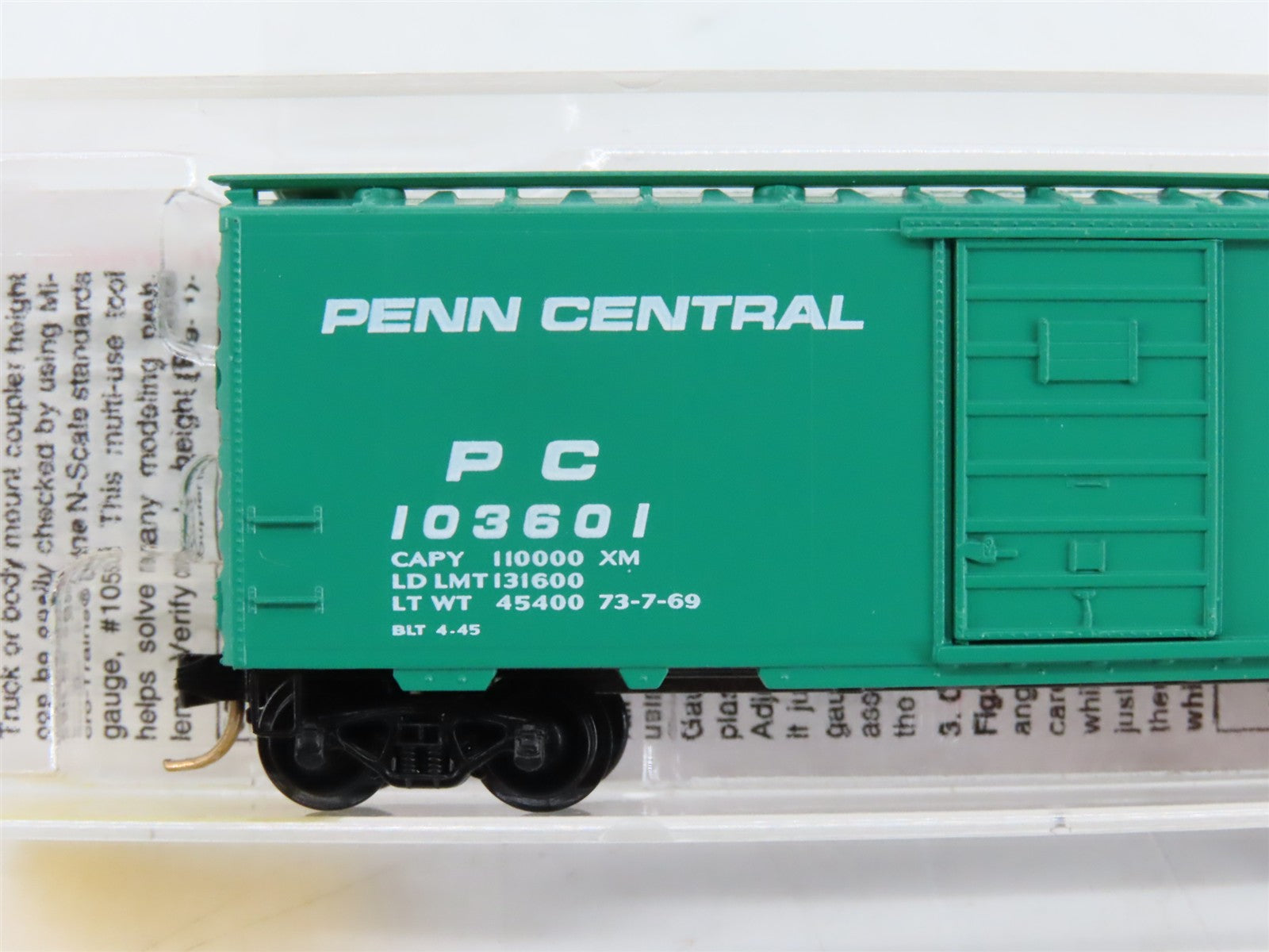 N Scale Micro-Trains 20160 PC Penn Central 40' Box Car 103601 RTR