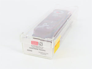 N Scale Micro-Trains 22040 Northern Pacific 40' Plug & Sliding Door Box Car RTR