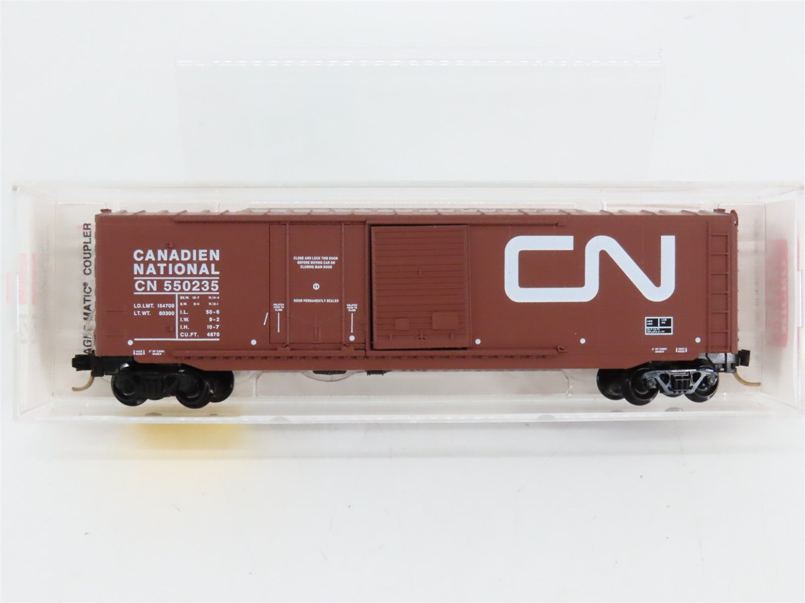 N Scale Micro-Trains MTL 76010 Canadian National 50' Box Car 550235 RTR