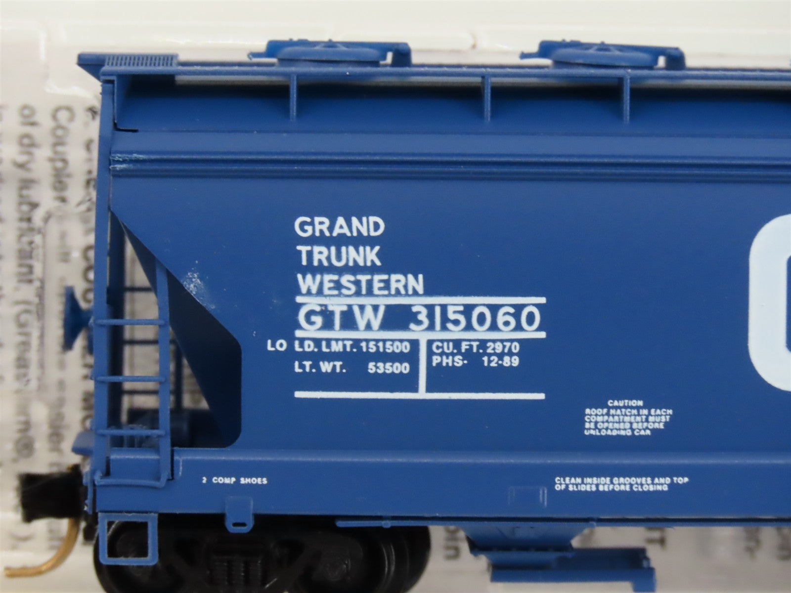 N Micro-Trains MTL 92010 GTW Grand Trunk Western 2-Bay Covered Hopper #315060