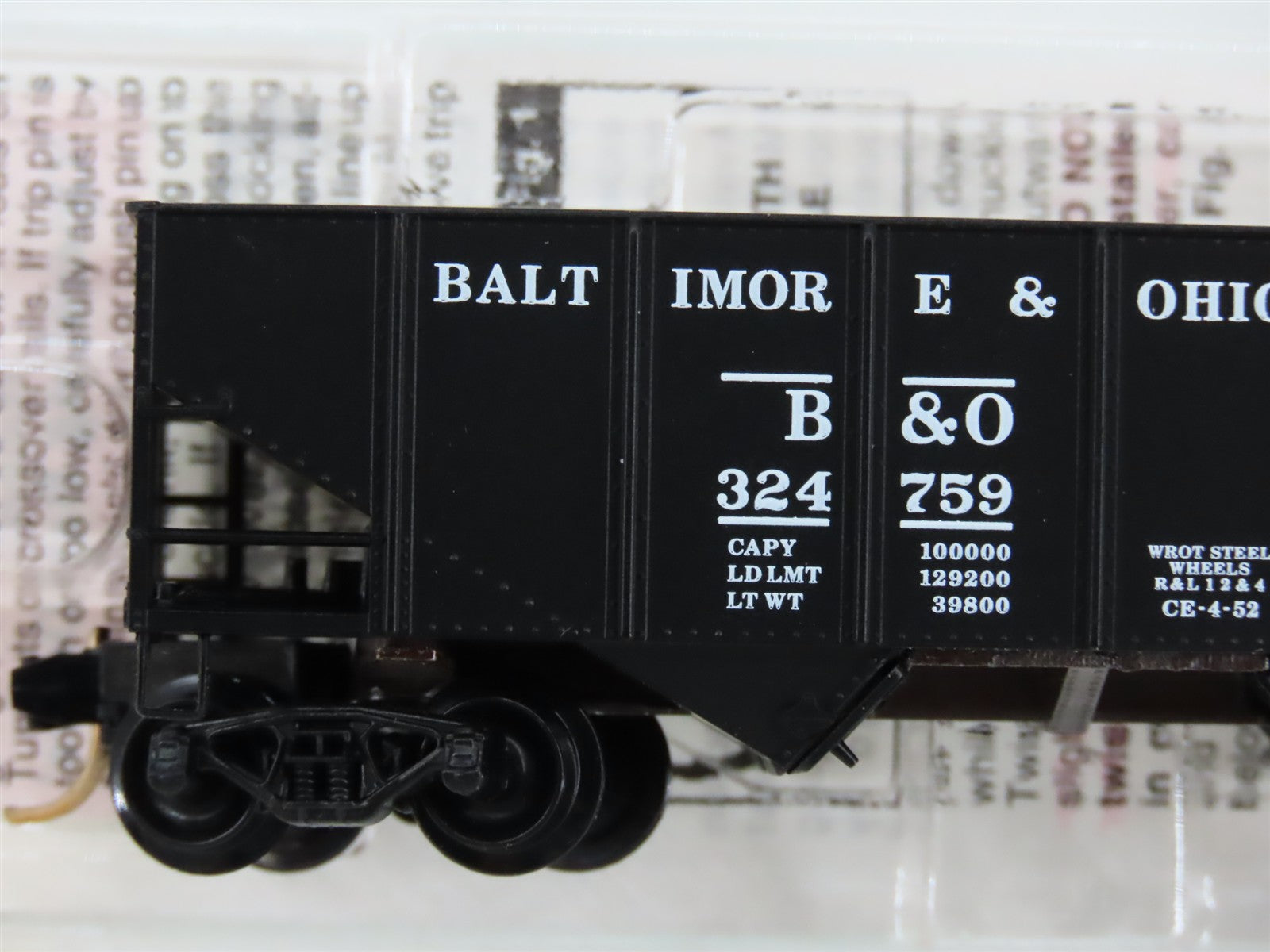 N Scale Micro-Trains 56310 B&O Baltimore & Ohio 33' 2-Bay Hopper 324759 RTR