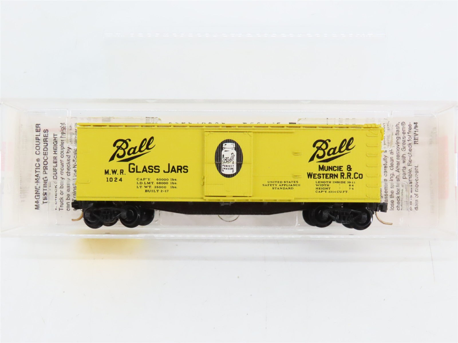 N Scale Micro-Trains 42030 Muncie & Western 40' Double-Sheathed Wood Box Car RTR