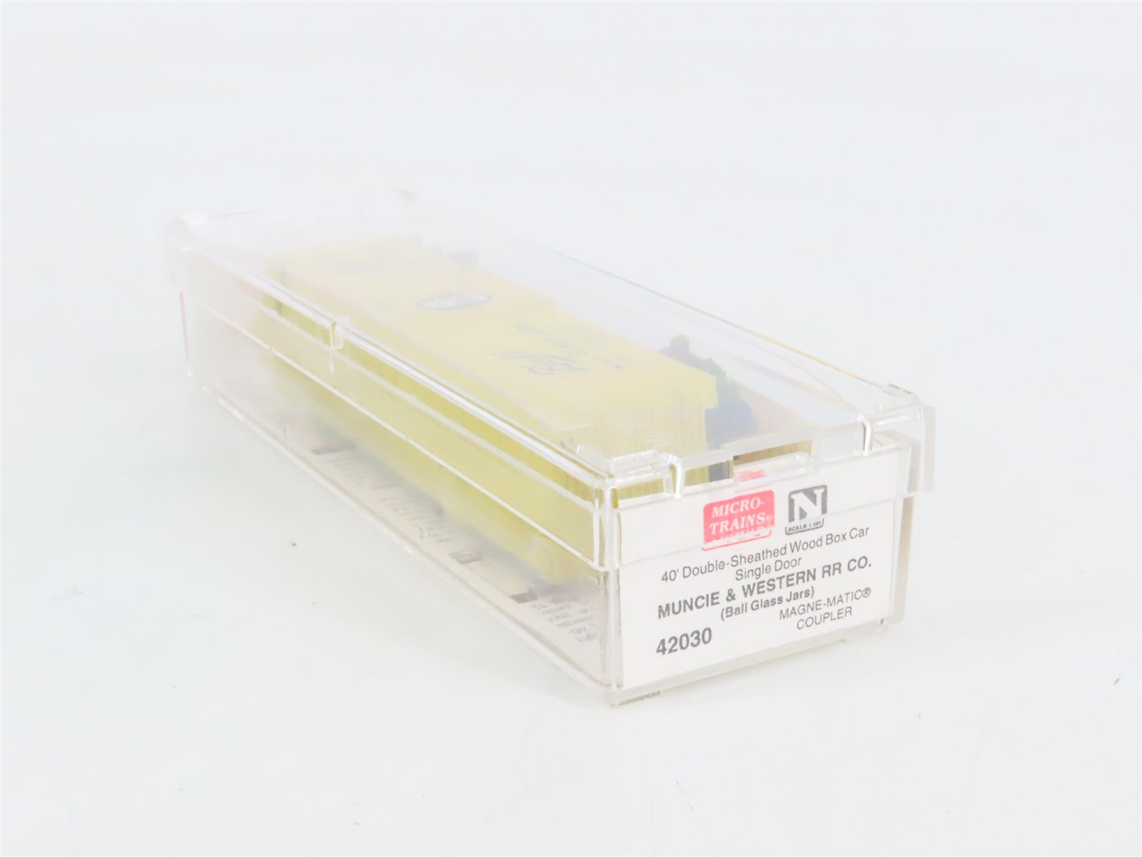N Scale Micro-Trains 42030 Muncie & Western 40' Double-Sheathed Wood Box Car RTR