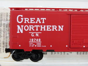 N Scale Micro-Trains 20156 GN Great Northern 40' Box Car 18748 RTR