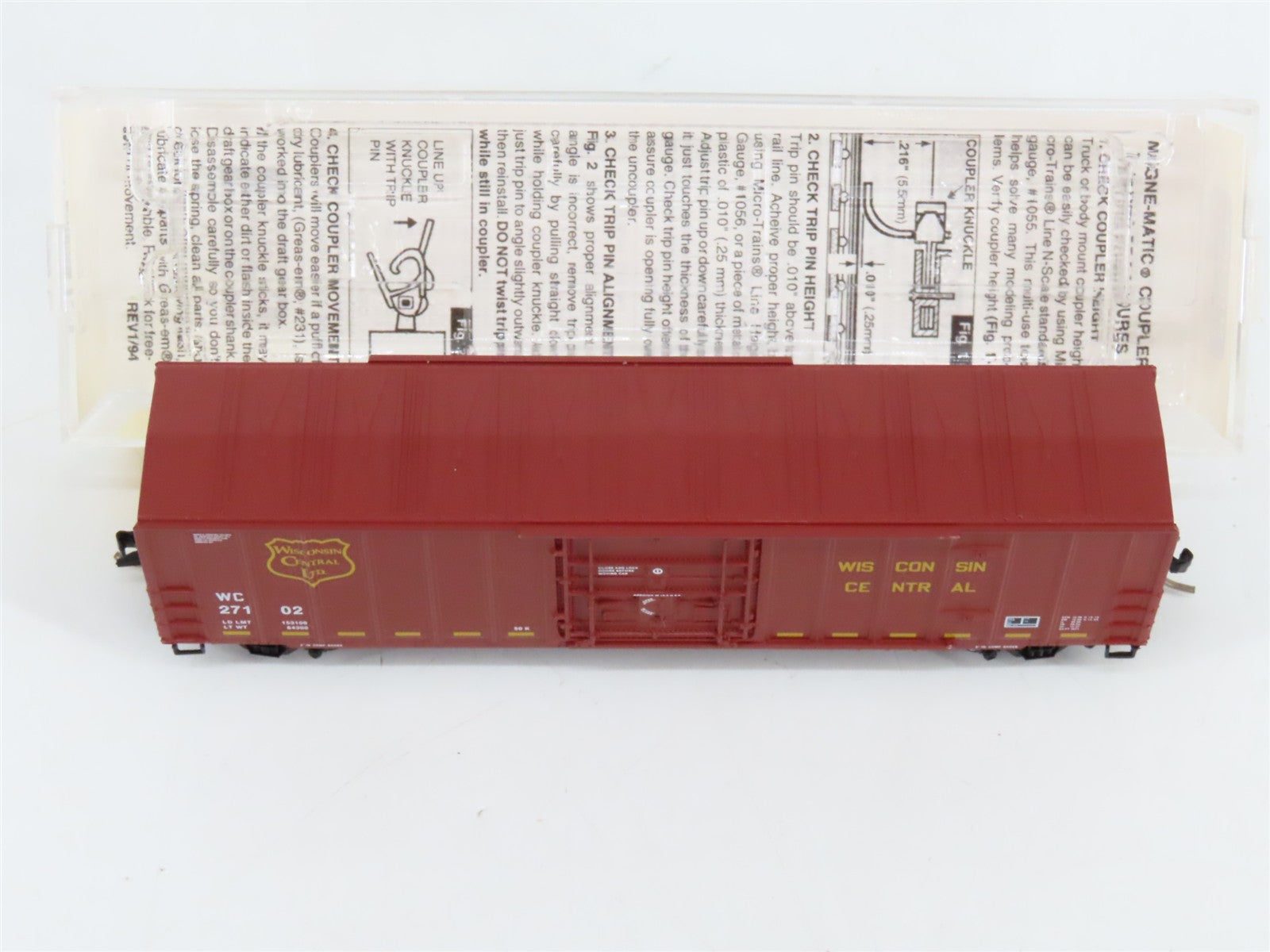 N Scale Micro-Trains 27200 WC Wisconsin Central 50' Box Car 27102 RTR