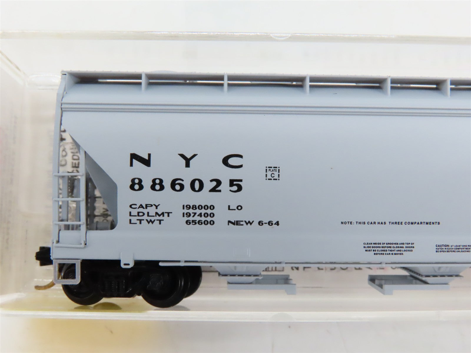 N Scale Micro-Trains MTL 93030 NYC New York Central 3-Bay Hopper 886025 RTR