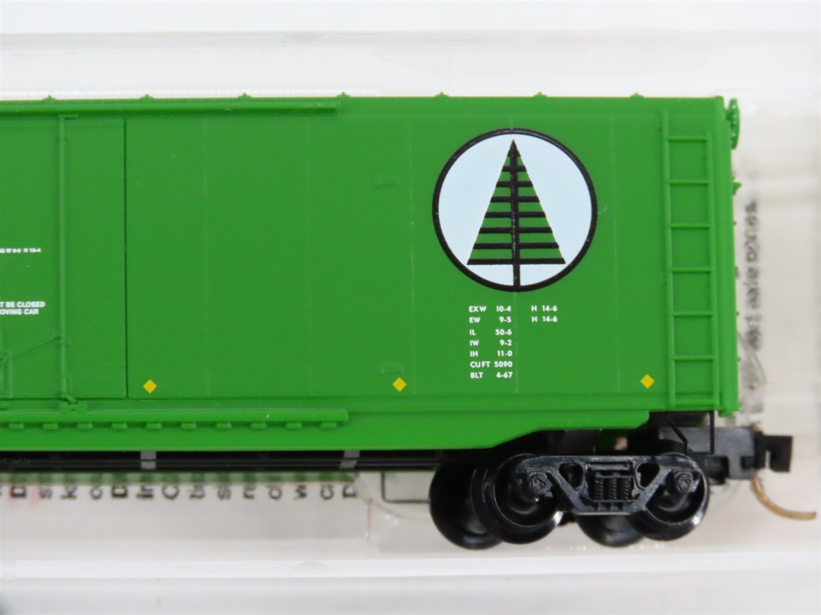 N Scale Micro-Trains 38220 CP Canadian Pacific 50' Box Car 81158 RTR