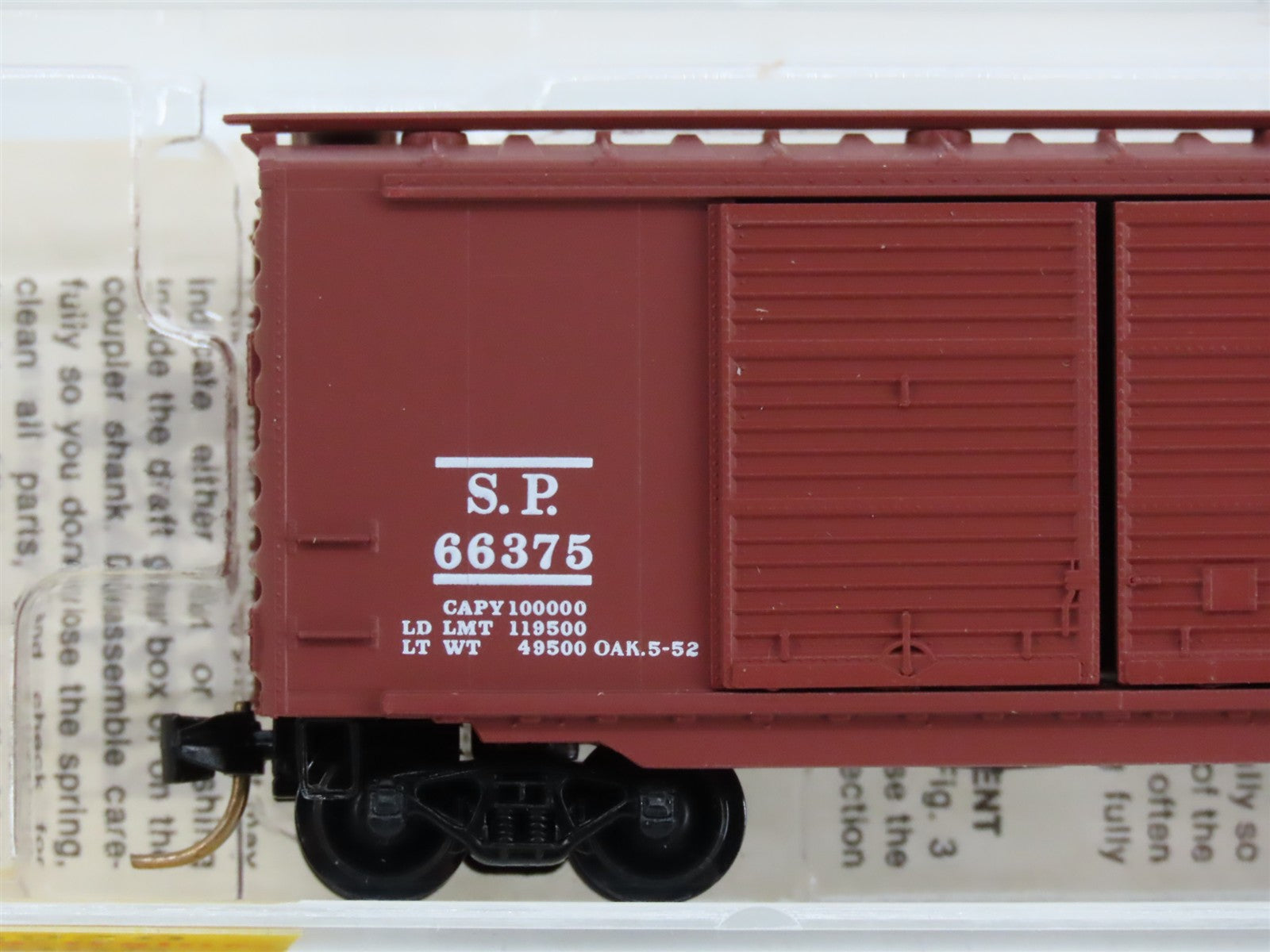 N Scale Micro-Trains 23020 Southern Pacific 40' Standard Box Car Double Door RTR
