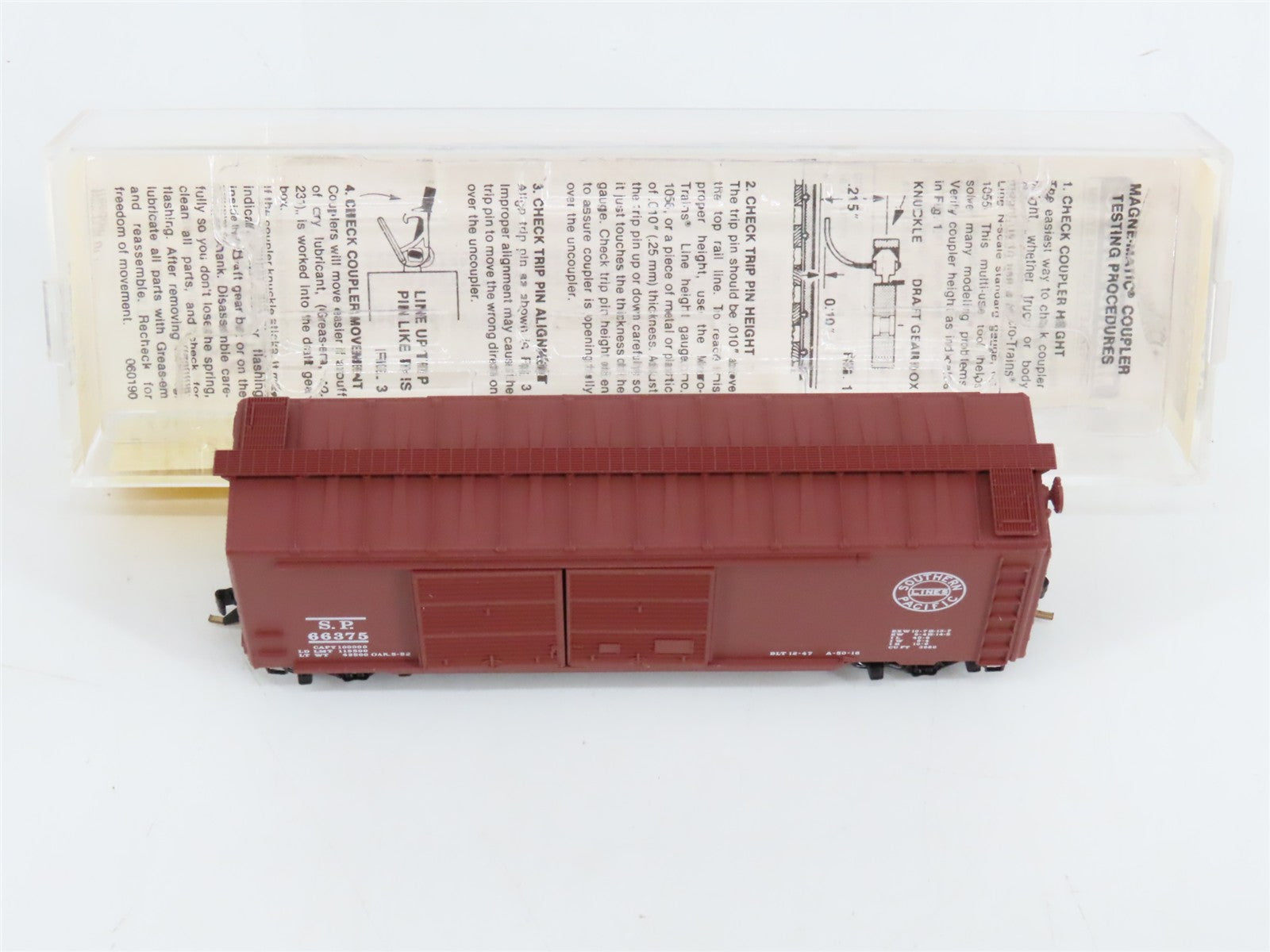 N Scale Micro-Trains 23020 Southern Pacific 40' Standard Box Car Double Door RTR