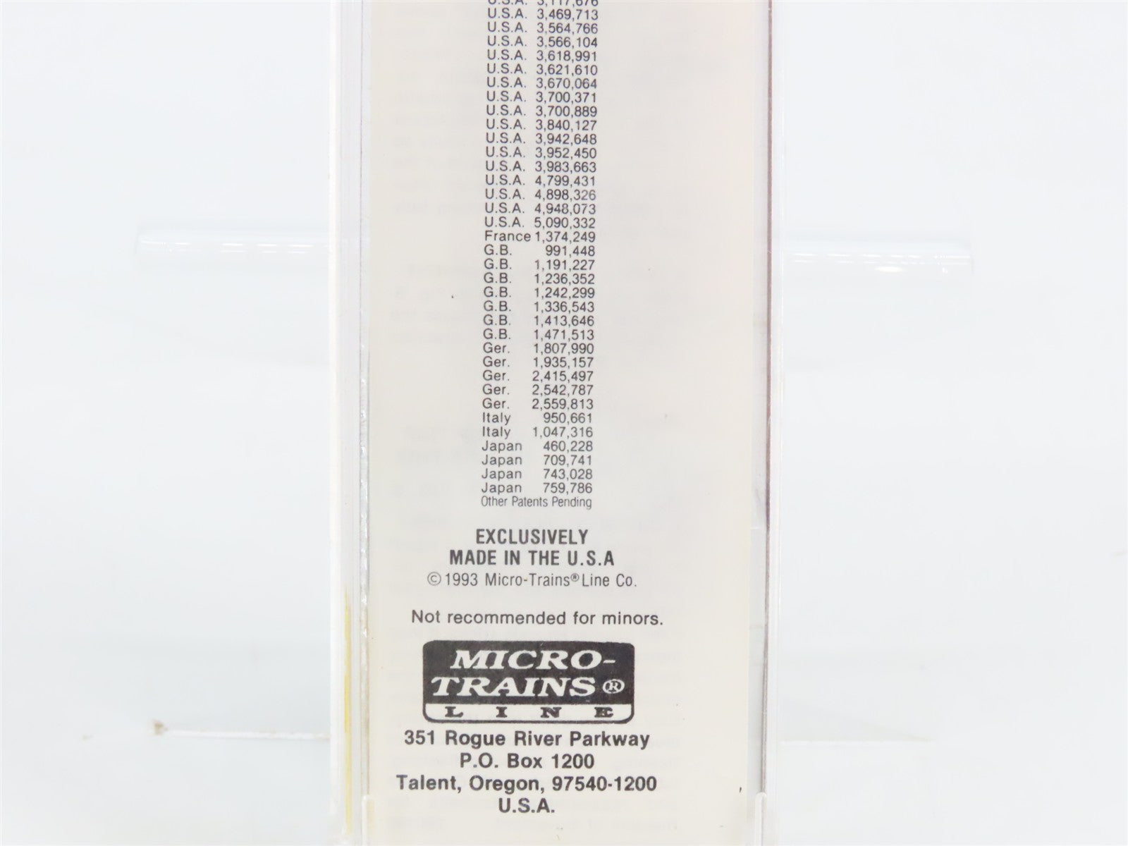 N Scale Micro-Trains 23020 Southern Pacific 40' Standard Box Car Double Door RTR