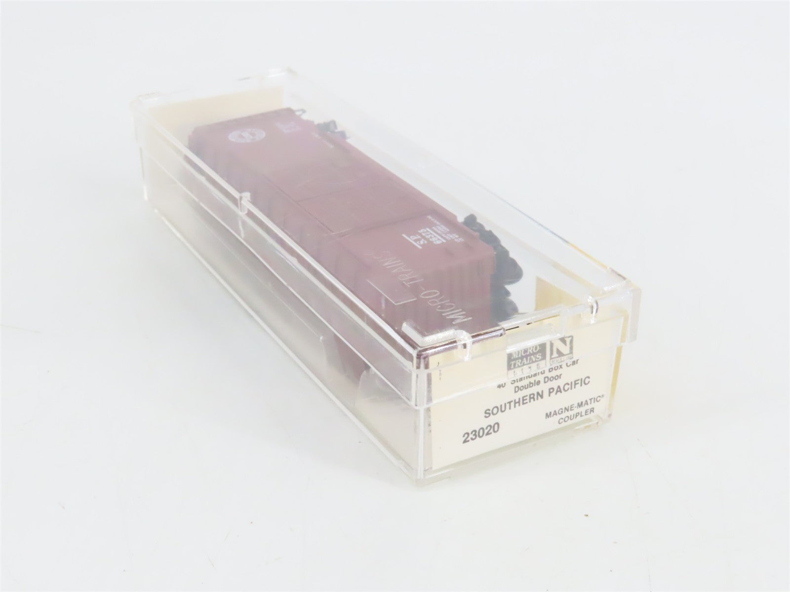 N Scale Micro-Trains 23020 Southern Pacific 40' Standard Box Car Double Door RTR