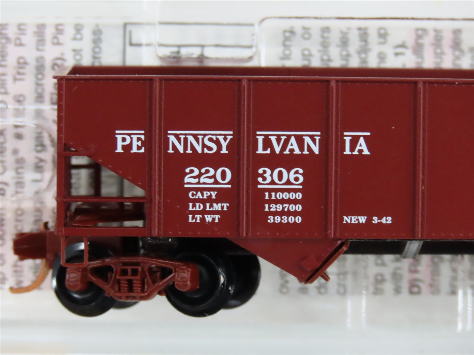 N Scale Micro-Trains 56060 PRR Pennsylvania 33' 2-Bay Hopper 220306 RTR