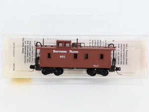 N Scale Micro-Trains MTL 51150 SP Southern Pacific 34' Caboose 601 RTR