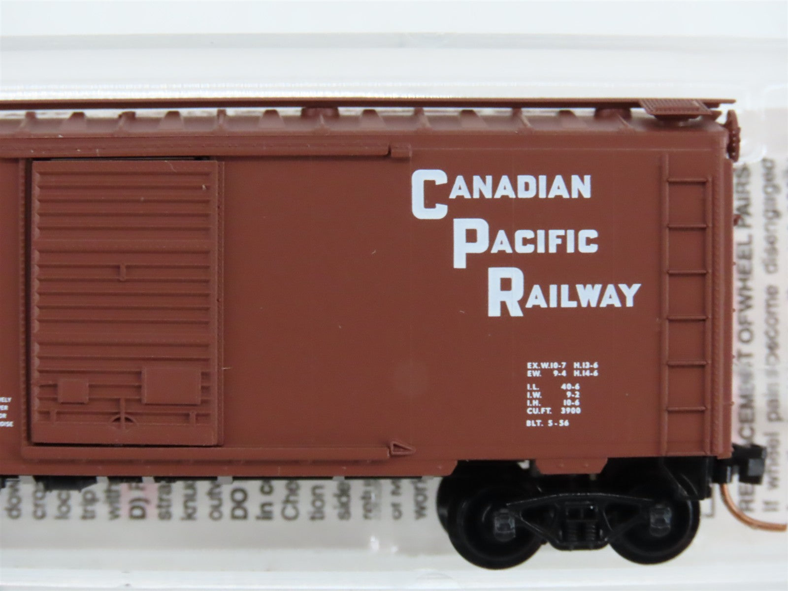 N Scale Micro-Trains 20436/2 CP Canadian Pacific 40' Box Car 51059 RTR
