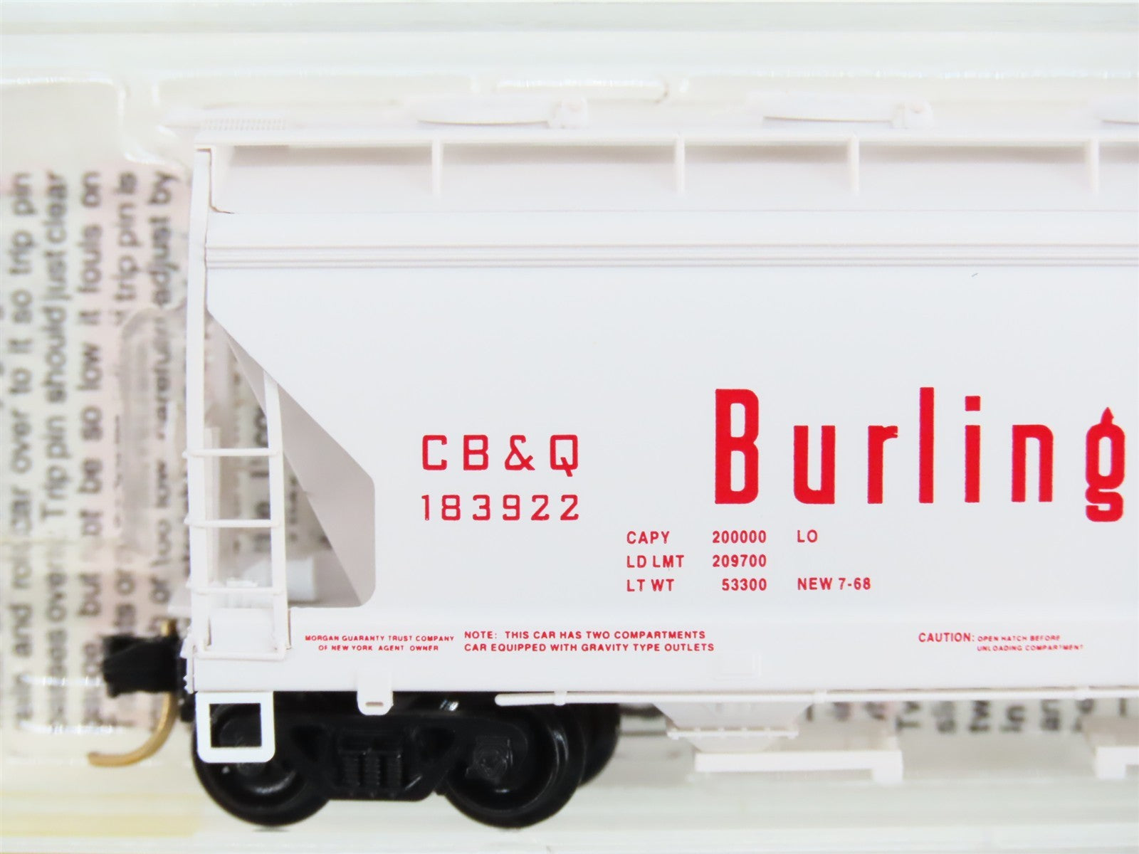 N Scale Micro-Trains 92070 Chicago, Burlington & Quincy 2-Bay Covered Hopper RTR