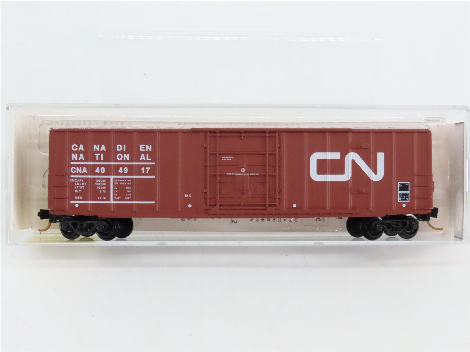 N Scale Micro-Trains 27110 Canadian National 50' Rib Side Plug Door Box Car RTR