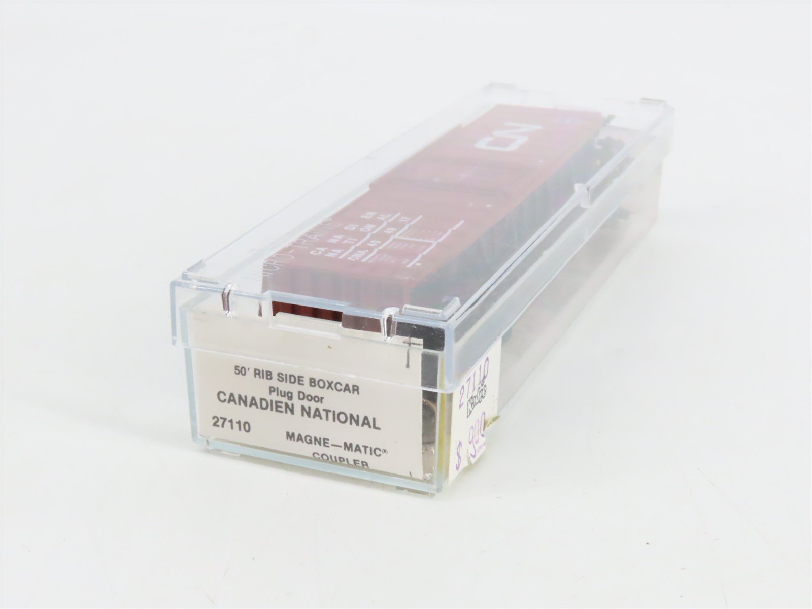 N Scale Micro-Trains 27110 Canadian National 50' Rib Side Plug Door Box Car RTR