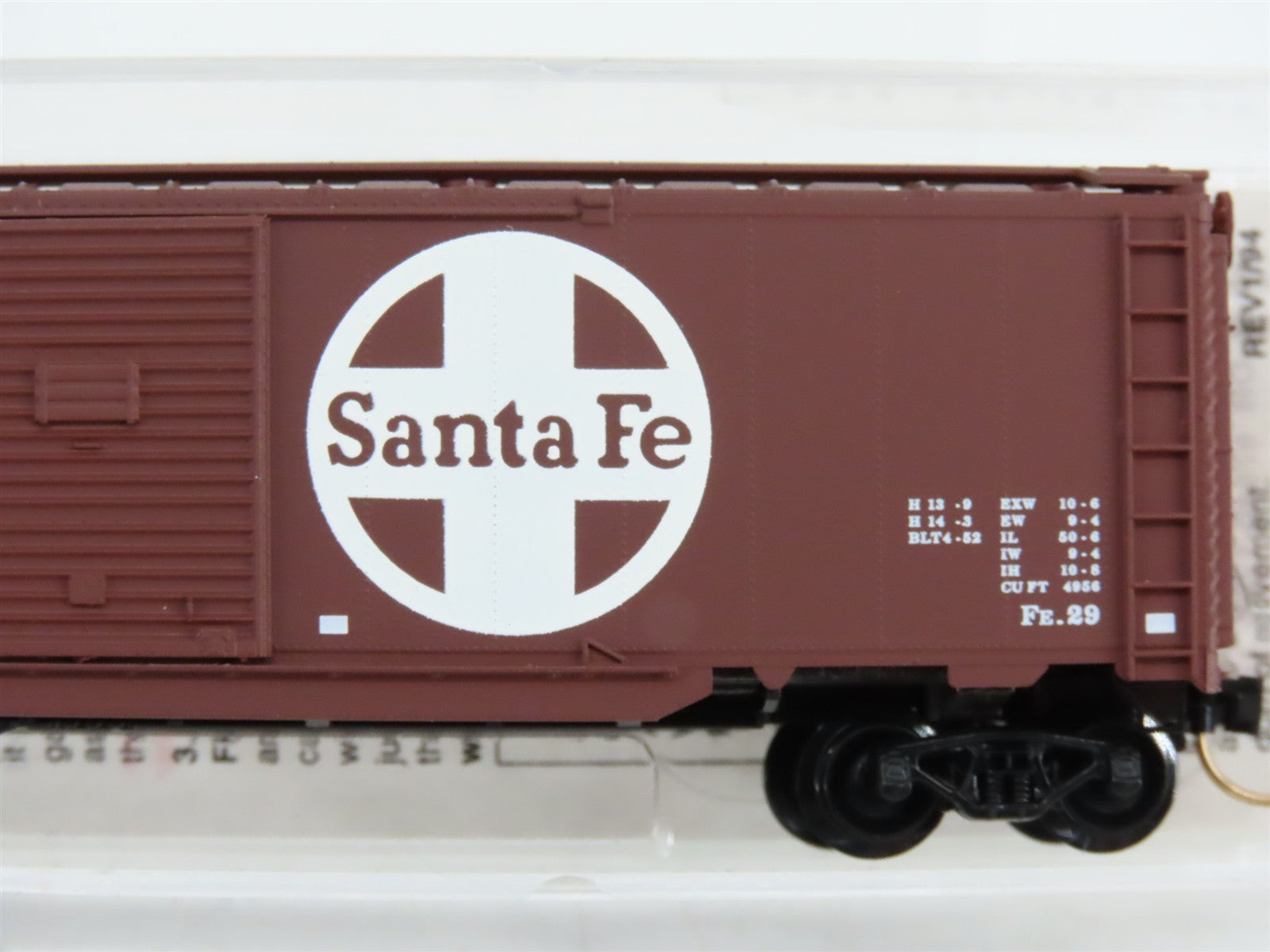N Scale Micro-Trains 78060 ATSF Santa Fe 50' Box Car 9870 RTR
