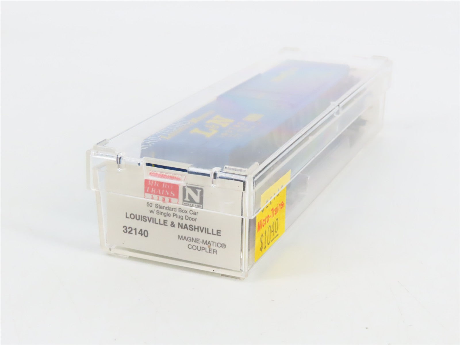 N Scale Micro-Trains 32140 LN Louisville & Nashville 50' Plug Door Box Car RTR