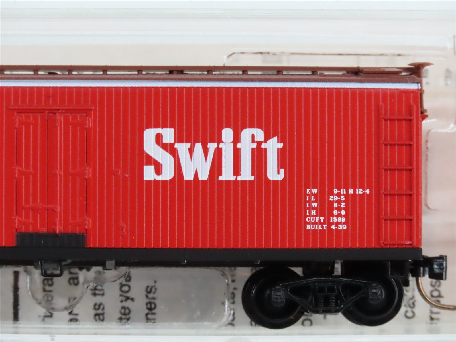 N Scale Micro-Trains 49400 SRLX Swift Refrigerator Line 40' Wood Reefer 5199 RTR