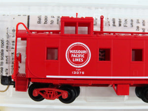 N Scale Micro-Trains 100020 Missouri Pacific 36' Riveted Steel Side Caboose RTR