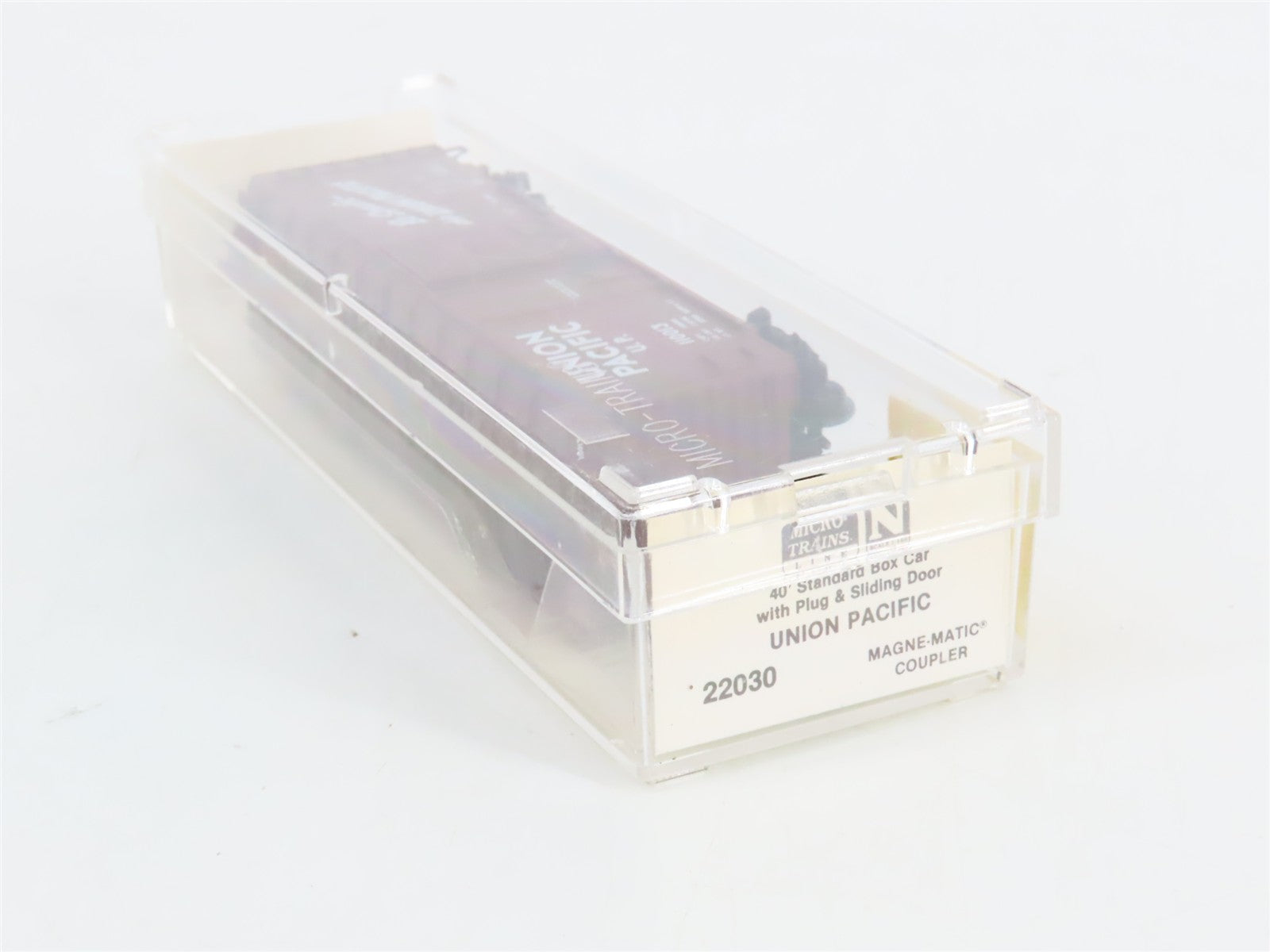 N Scale Micro-Trains 22030 UP Union Pacific 40' Plug & Sliding Door Box Car RTR