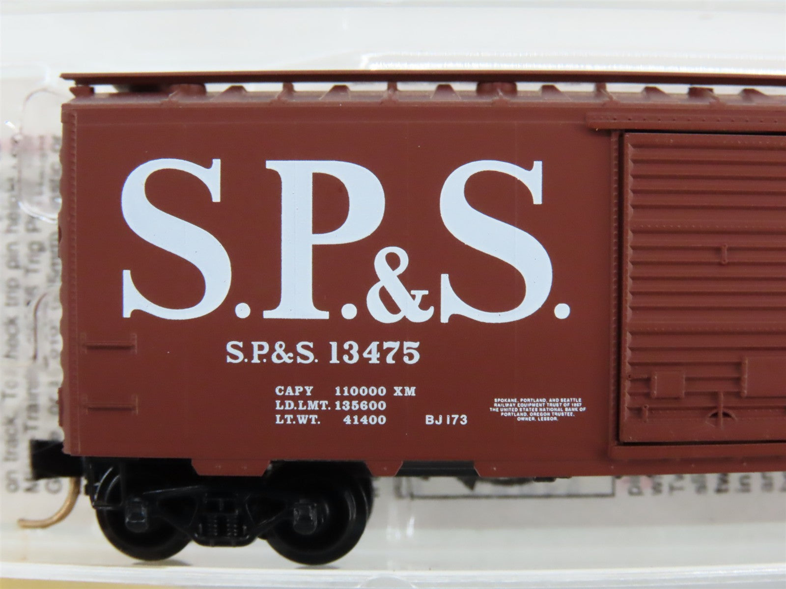 N Scale Micro-Trains 20246 SP&S Spokane, Portland & Seattle 40' Box Car RTR