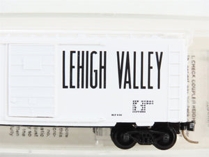 N Scale Micro-Trains 20126 LV Lehigh Valley 40' Standard Box Car Single Door RTR