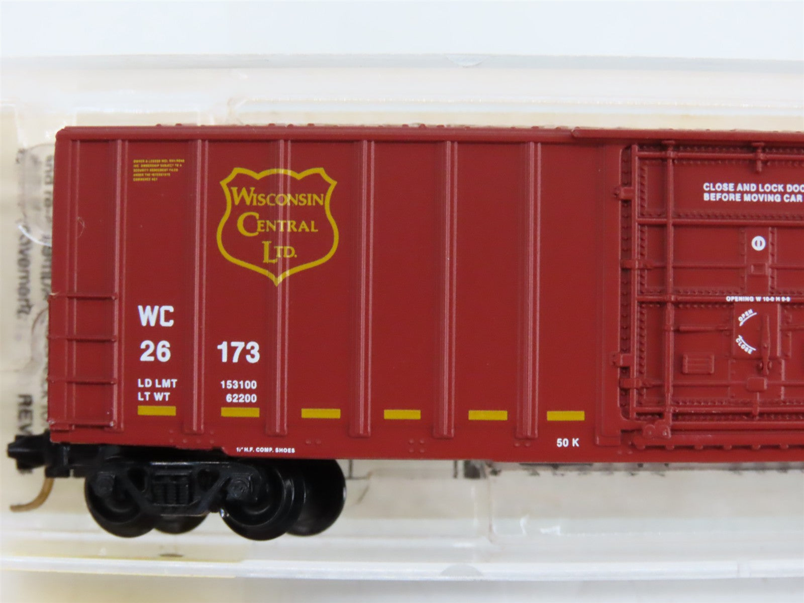 N Scale Micro-Trains 27210 WC Wisconsin Central 50' Rib Side Box Car 26173 RTR