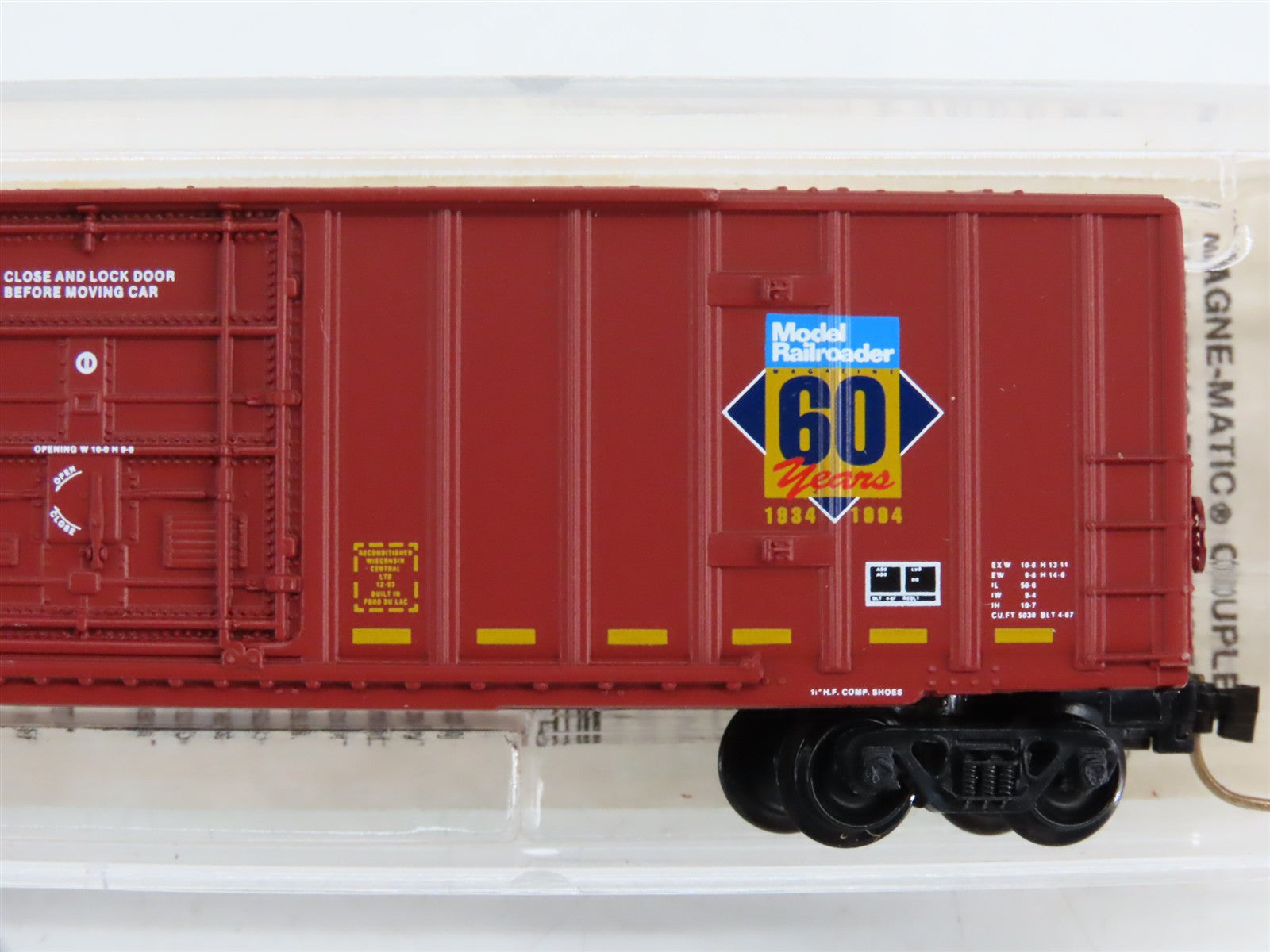 N Scale Micro-Trains 27210 WC Wisconsin Central 50' Rib Side Box Car 26173 RTR
