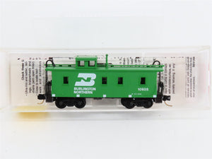 N Scale Micro-Trains 51090 BN Burlington Northern 34' Wood-Sheathed Caboose RTR