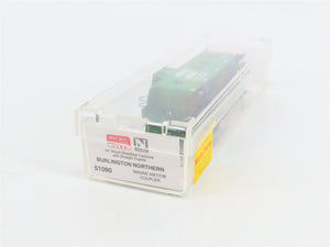 N Scale Micro-Trains 51090 BN Burlington Northern 34' Wood-Sheathed Caboose RTR