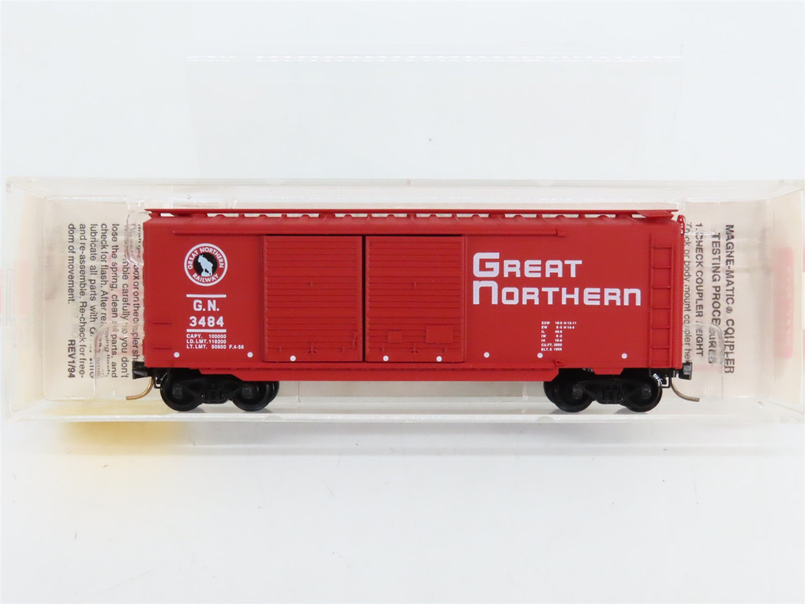 N Scale Micro-Trains 23210 GN Great Northern 40' Double Door Box Car 3484 RTR