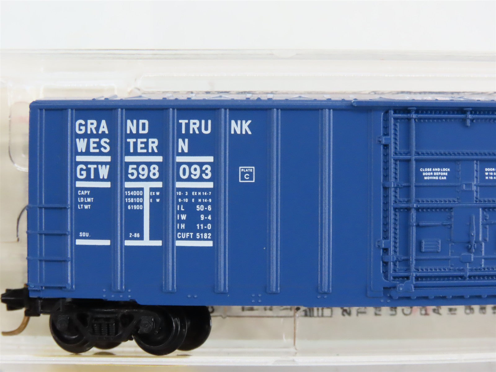 N Scale Micro-Trains 27220 GTW Grand Trunk Western 50' Box Car 598093 RTR