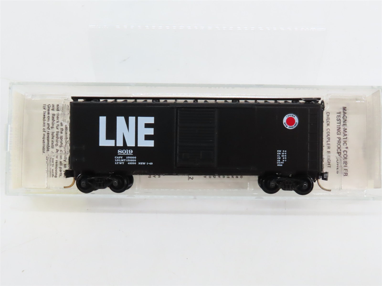 N Scale Micro-Trains 20930 LNE Lehigh & New England 40' Box Car 8019 RTR