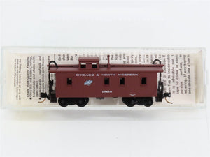 N Kadee Micro-Trains MTL 50200 CNW Chicago & North Western 34' Caboose 10410 RTR