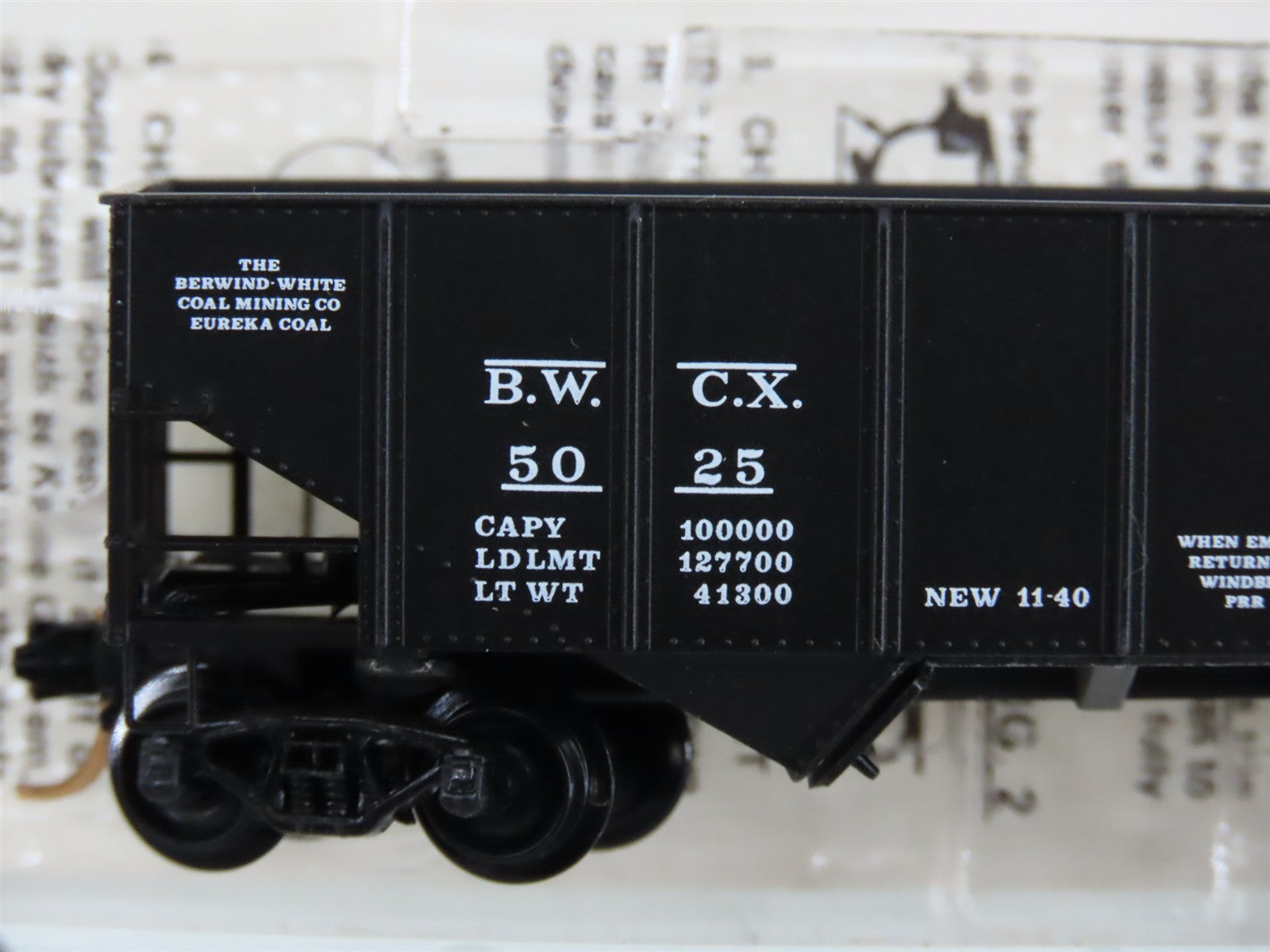 N Scale Kadee Micro-Trains MTL 56240 BWCX Berwind 33' 2-Bay Open Hopper 5025 RTR