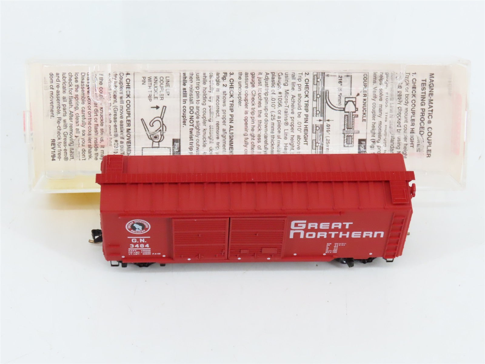 N Scale Micro-Trains MTL 23210 GN Great Northern 40' Box Car 3484 RTR